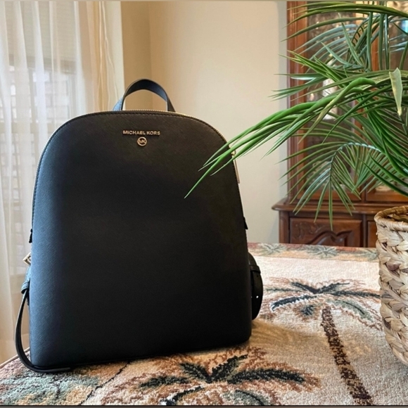 Michael Kors Handbags - New $298 Michael Kors Saffiano Leather CINDY LG BACKPACK MK Bag